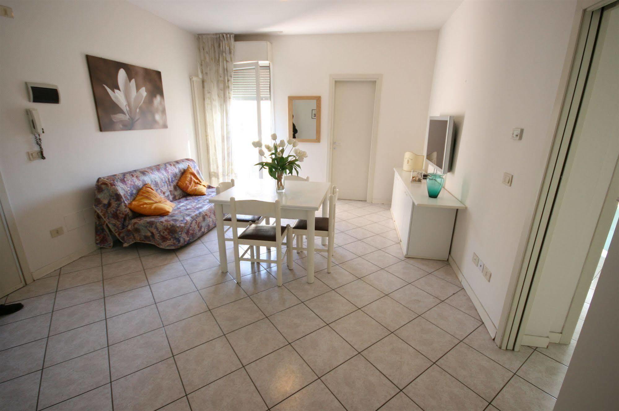 Residence Royal Rimini Exterior photo